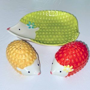 Pier 1 Hedgehog Salt & Pepper Shakers, Spoon Rest